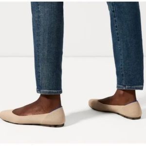 Rothy’s The Square Flat Size 9 in Ecru Hardly Worn